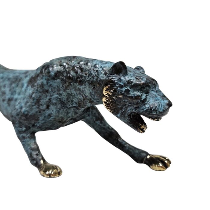 Blue And Gold Leopard GOL1810 Close