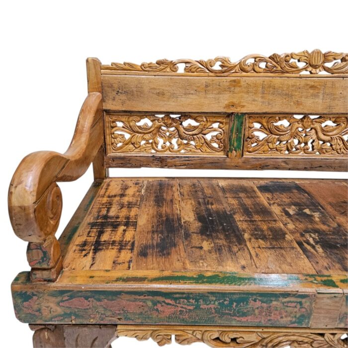 Brown Carved Bench BEB3265 Close Up Brown Carved Bench BEB3265 Close Up